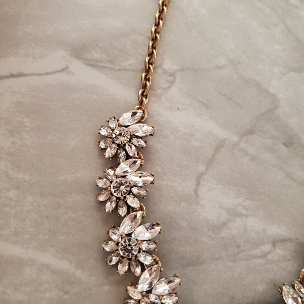 ✨ J.Crew Rhinestone Crystal Cluster Statement Bridal Wedding Necklace ✨ - Picture 8 of 16